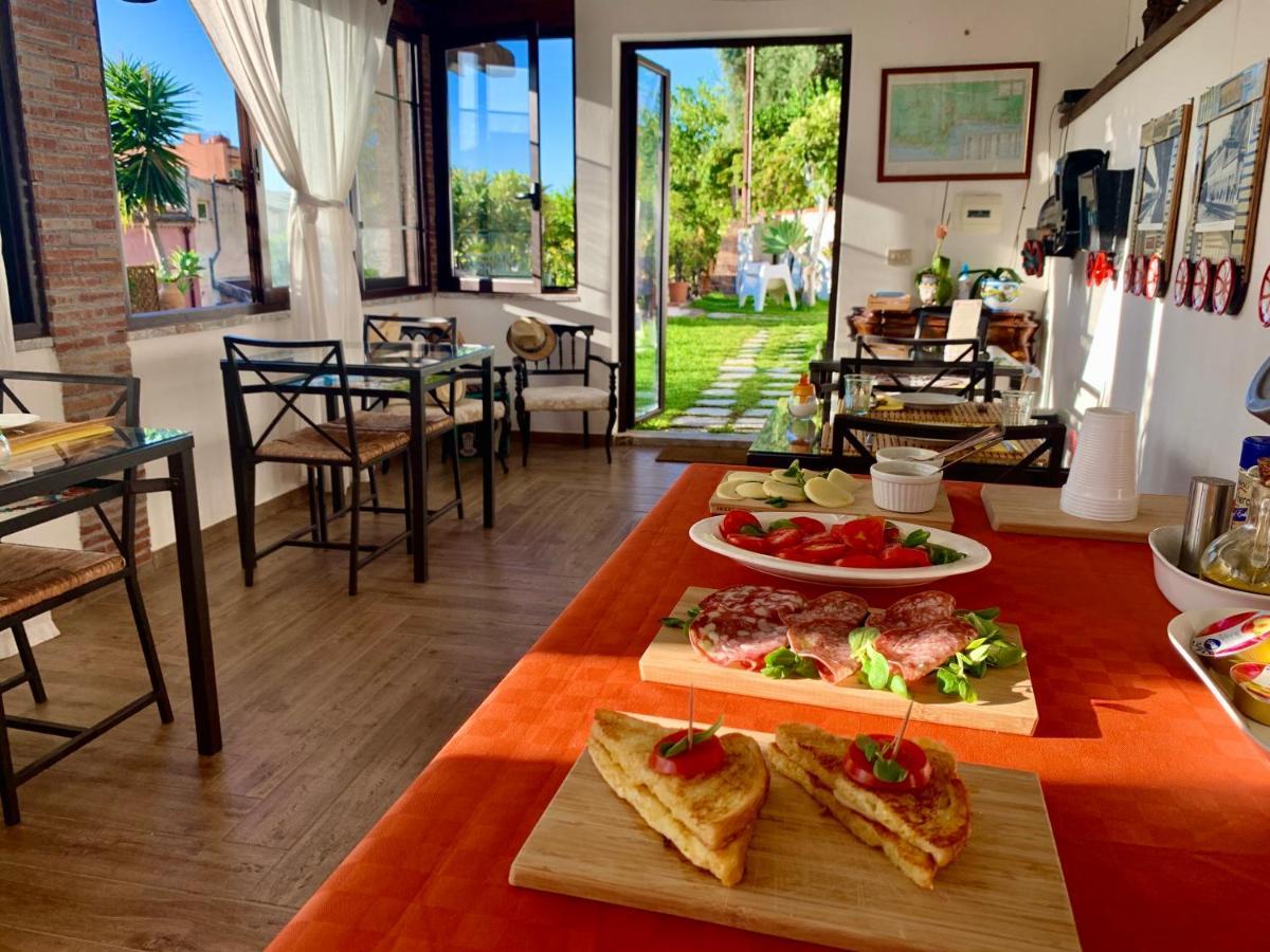 B&B Villa Vittoria Giardini Naxos Dış mekan fotoğraf