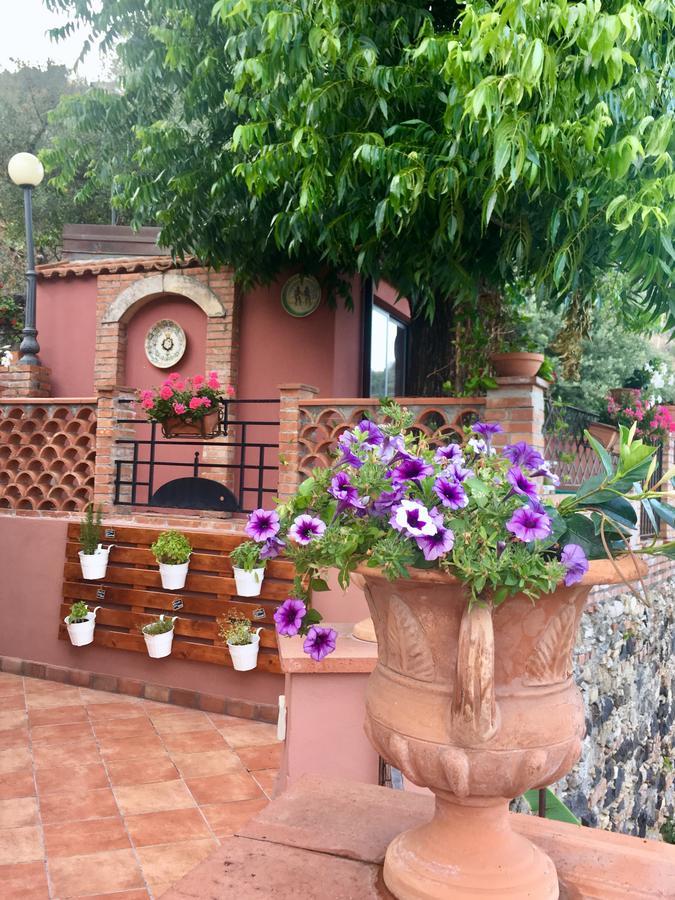 B&B Villa Vittoria Giardini Naxos Dış mekan fotoğraf